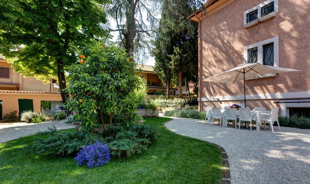 Appia Antica Resort Rome Extérieur photo